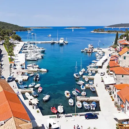 Maslinica 5180c דירה *