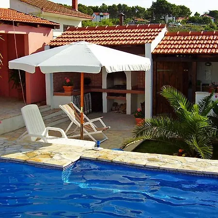 Maslinica 5180c דירה גרוהוטה